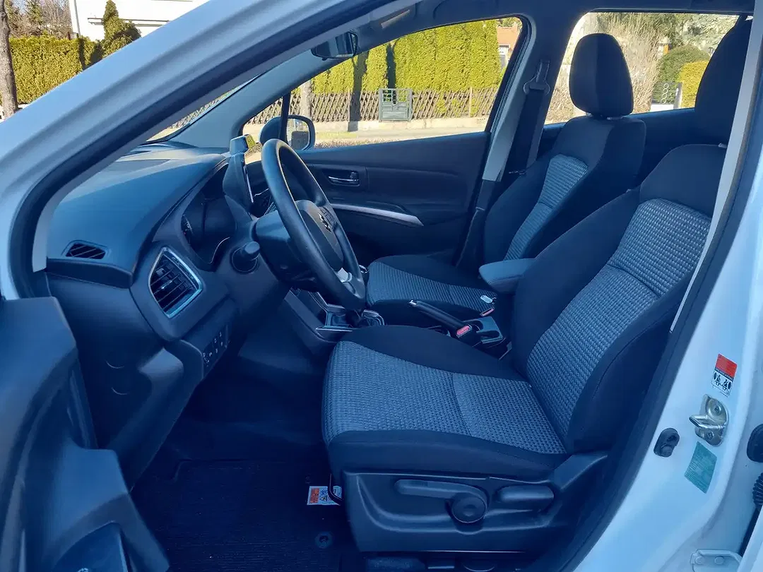 Suzuki S-Cross - Thumbnail 14