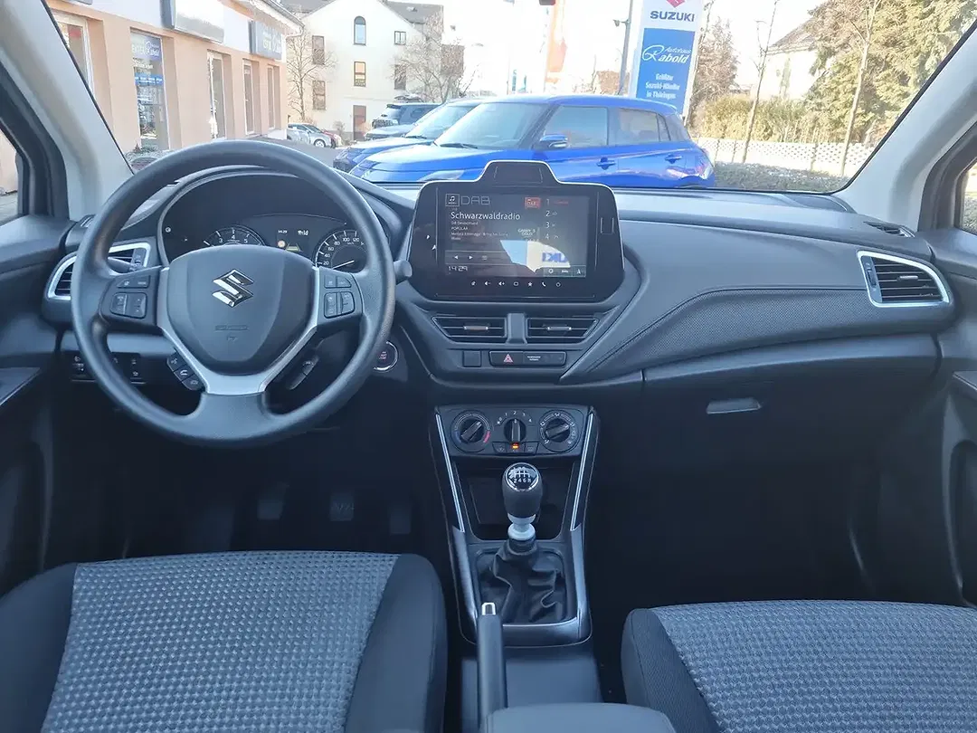Suzuki S-Cross - Thumbnail 17