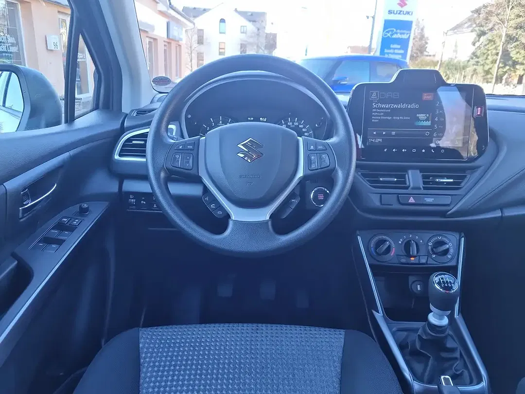 Suzuki S-Cross - Thumbnail 18