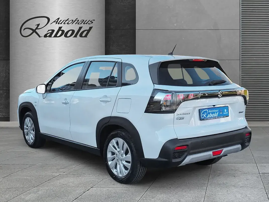 Suzuki S-Cross - Thumbnail 3
