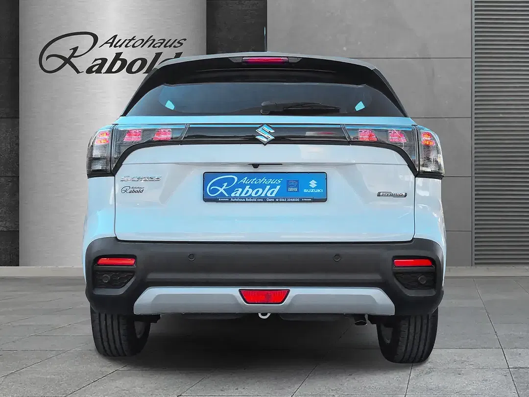 Suzuki S-Cross - Thumbnail 4