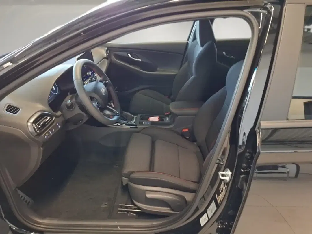 Hyundai i30 - Thumbnail 7