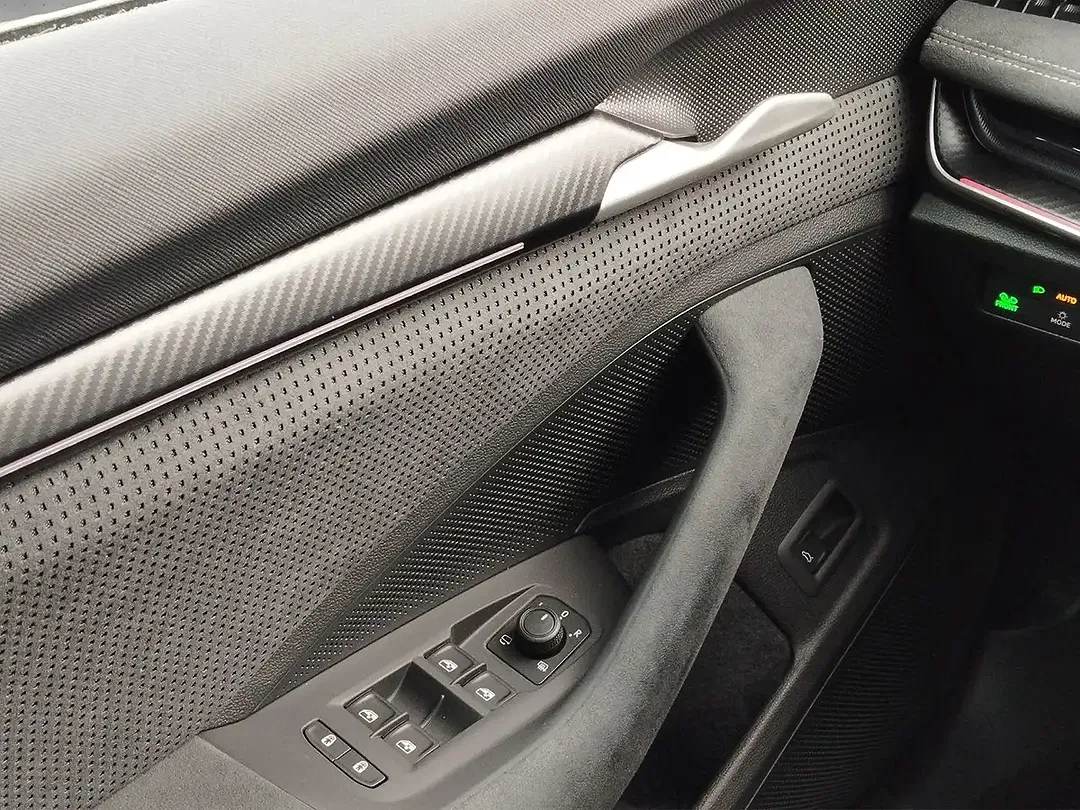 Skoda Superb - Thumbnail 12