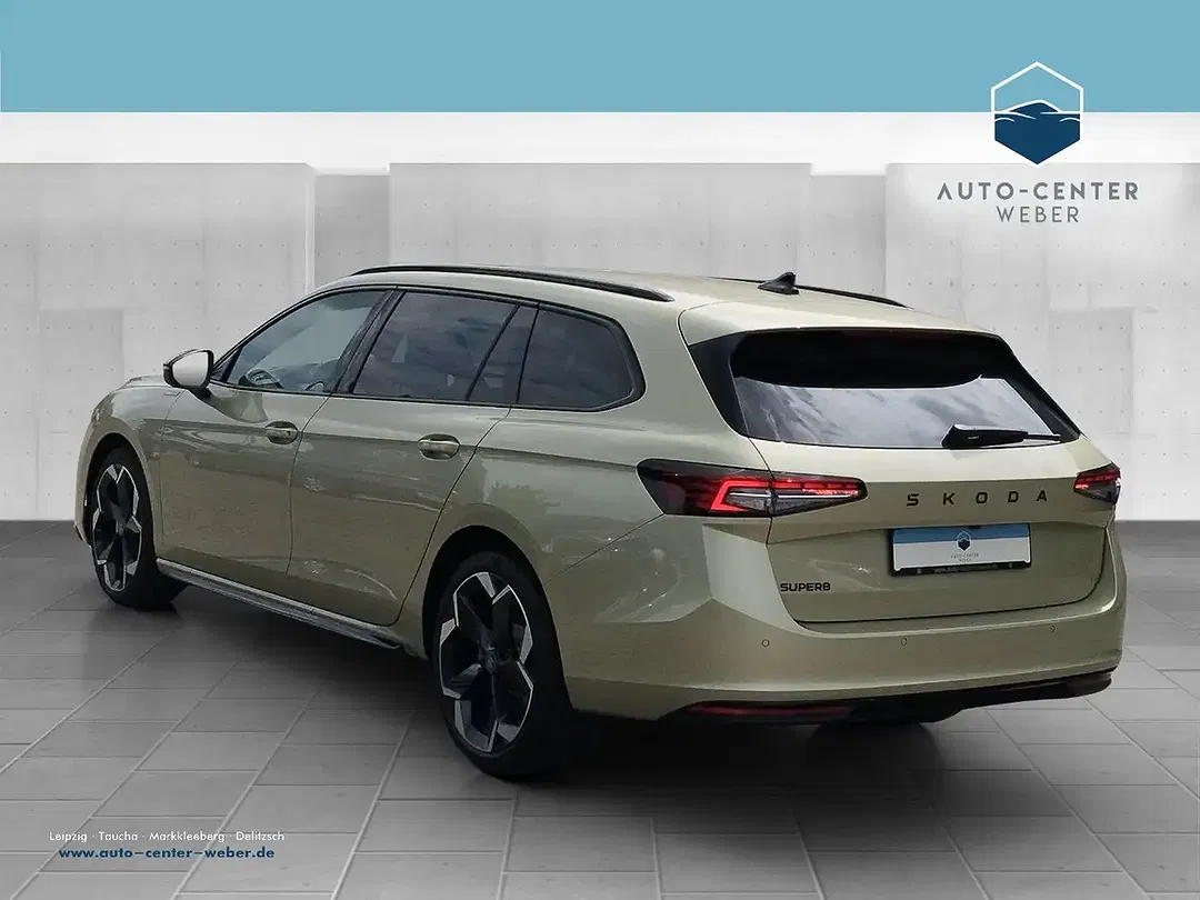 Skoda Superb - Thumbnail 4