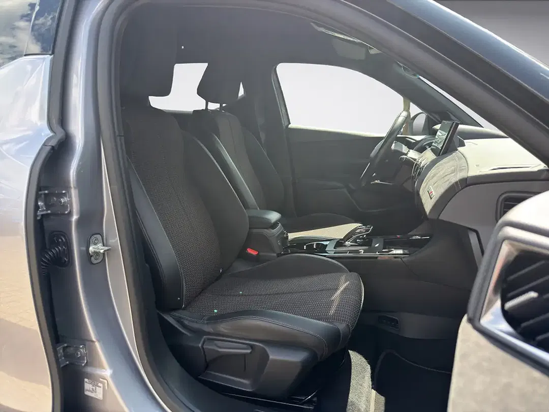 DS Automobiles DS 3 Crossback - Thumbnail 13