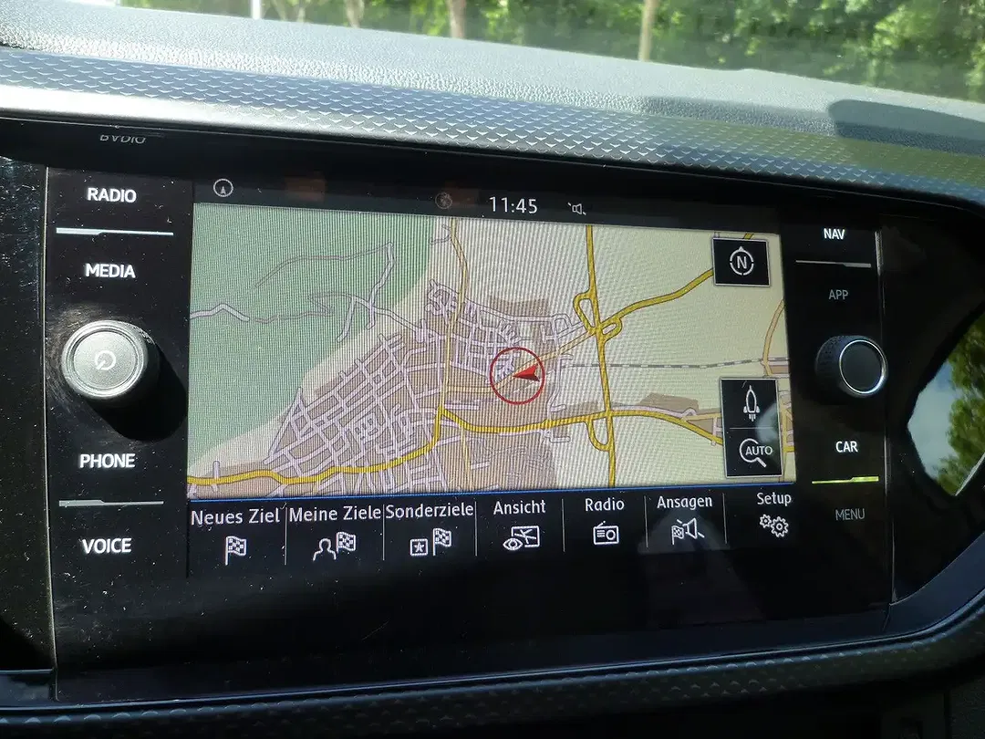 Volkswagen T-Cross - Thumbnail 13