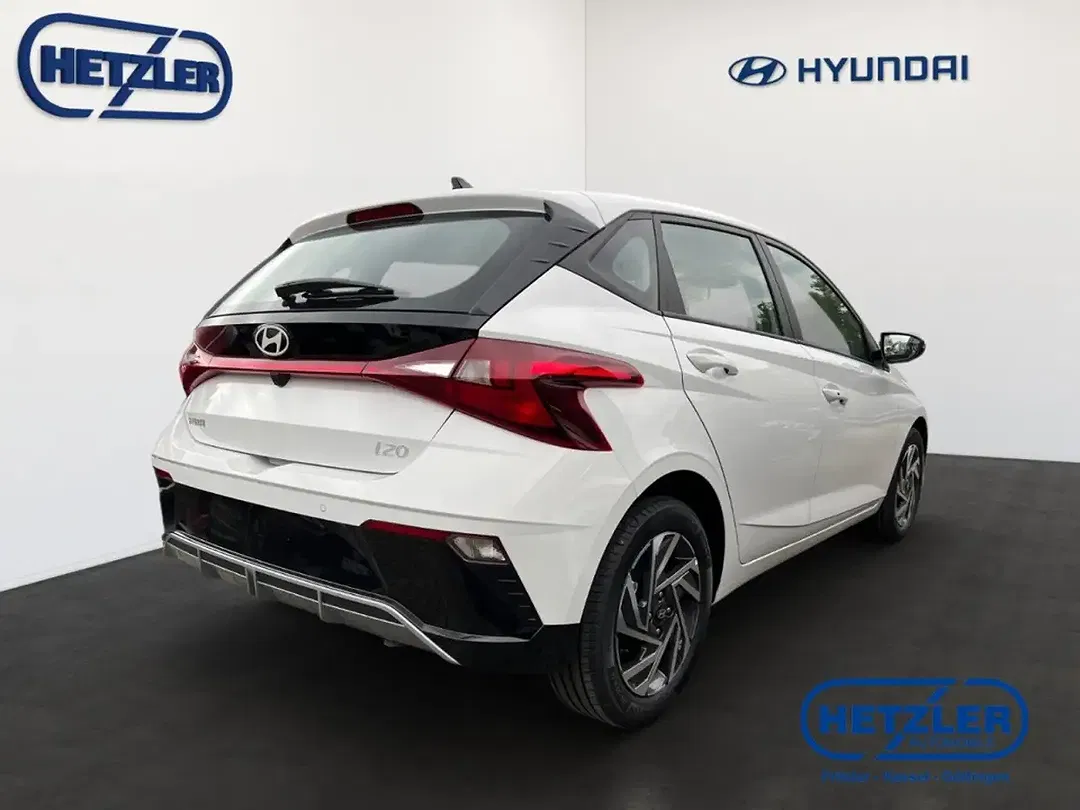 Hyundai i20 - Thumbnail 3