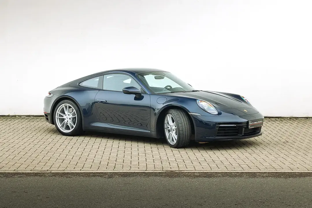Porsche 992 - Thumbnail 8