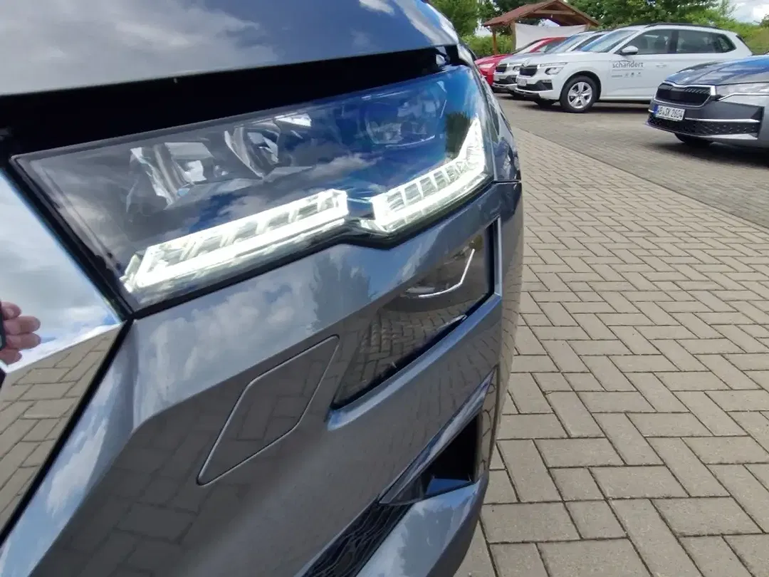 Skoda Karoq - Thumbnail 13