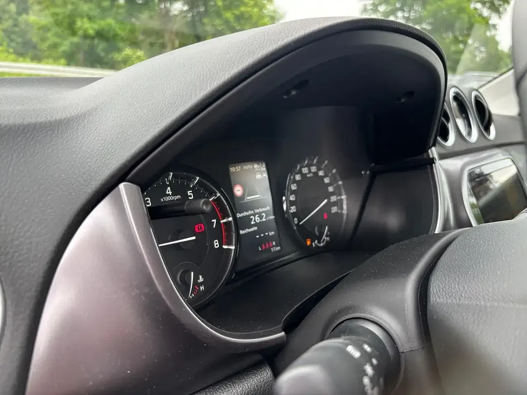 Suzuki Vitara - Thumbnail 9