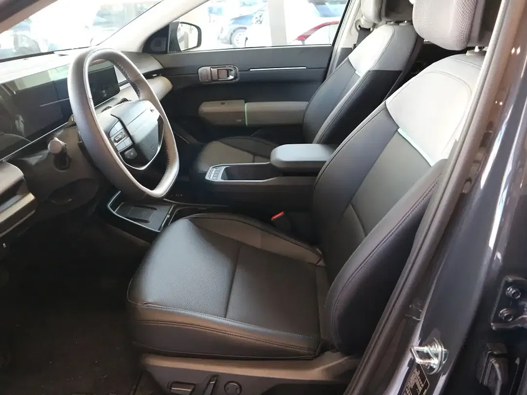 Kia EV4 - Thumbnail 7