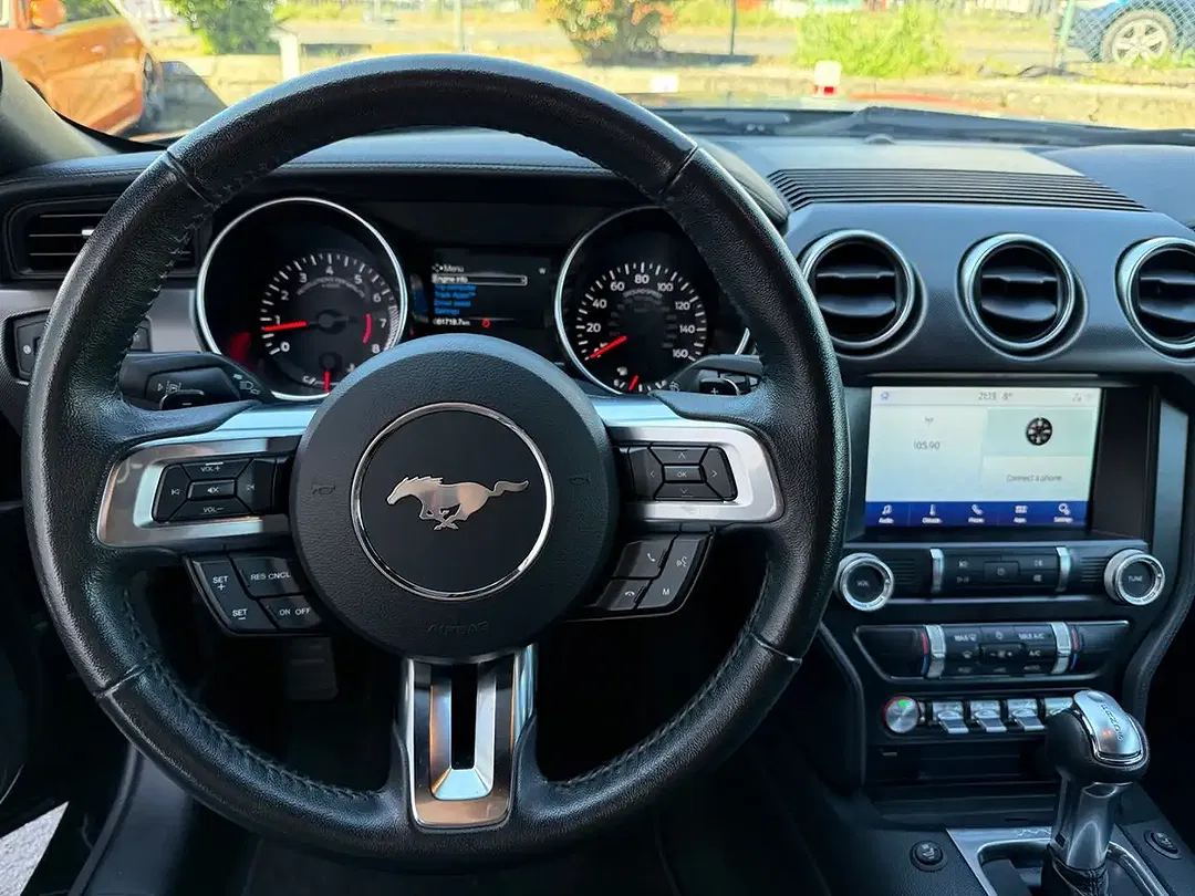 Ford Mustang - Thumbnail 11