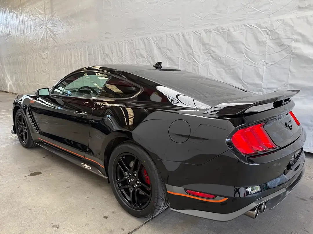 Ford Mustang - Thumbnail 7