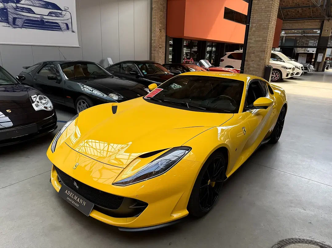 Ferrari 812 - Afbeelding 1