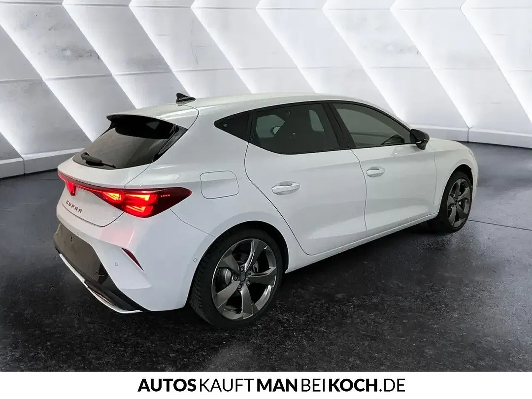 CUPRA Leon - Thumbnail 3