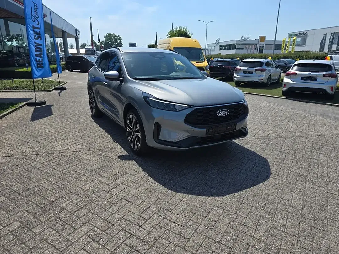 Ford Kuga - Thumbnail 3