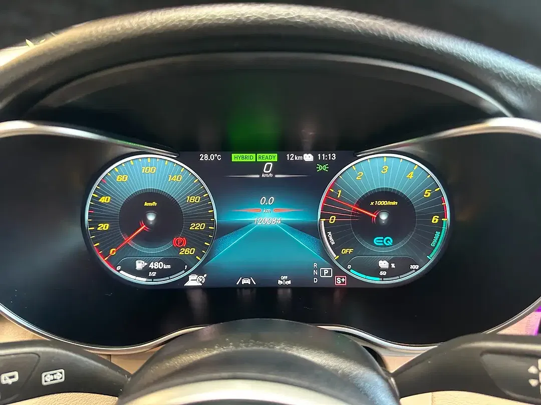Mercedes-Benz C 300 - Thumbnail 14