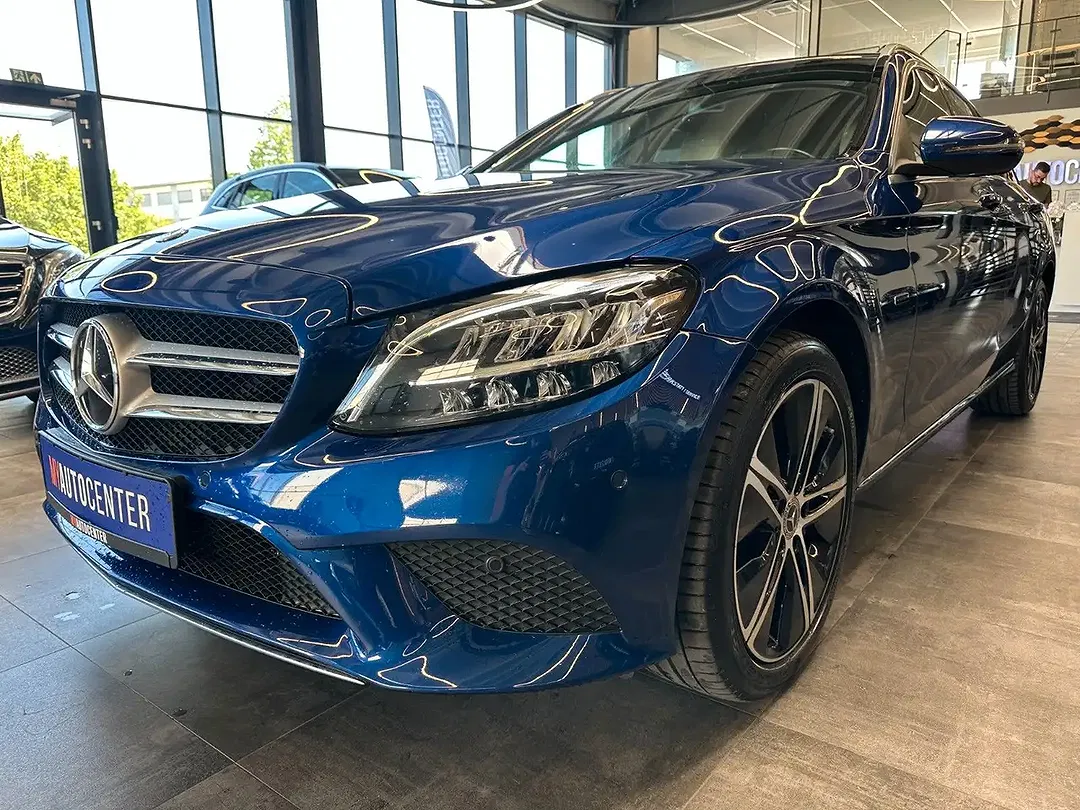 Mercedes-Benz C 300 - Thumbnail 4