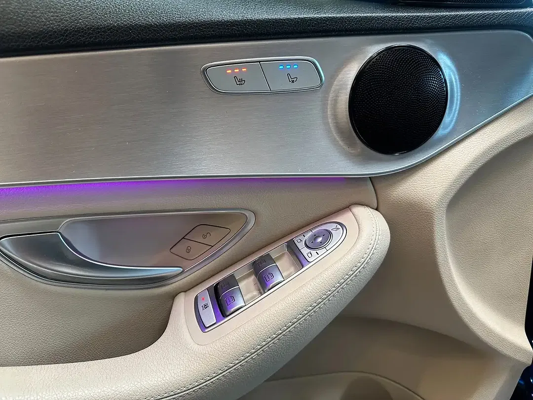 Mercedes-Benz C 300 - Thumbnail 8