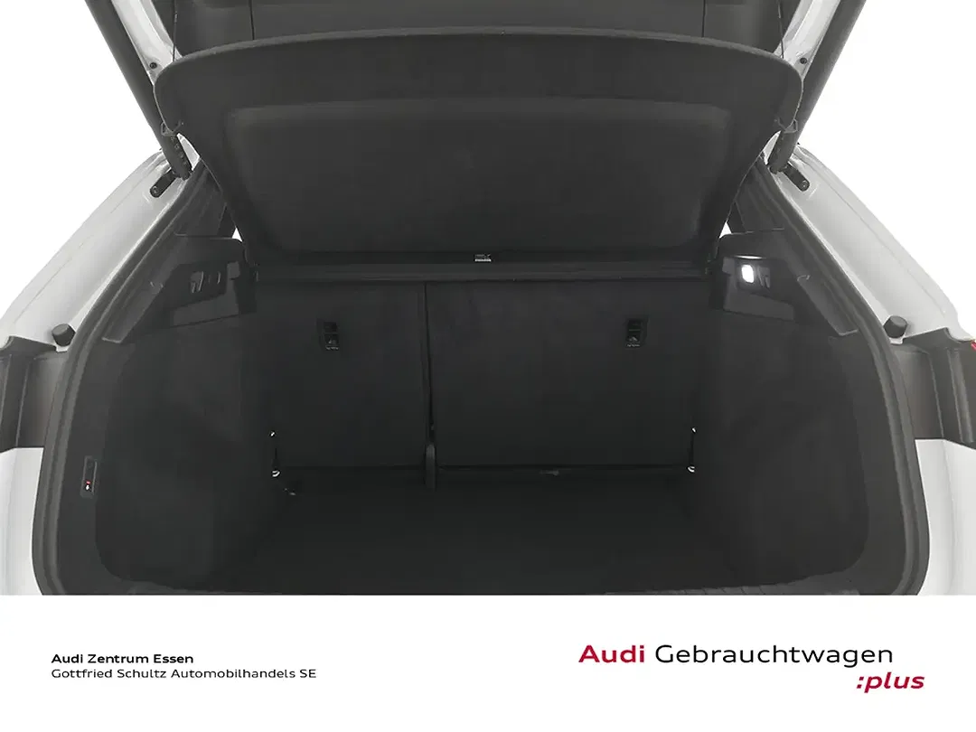 Audi Q4 e-tron - Thumbnail 9