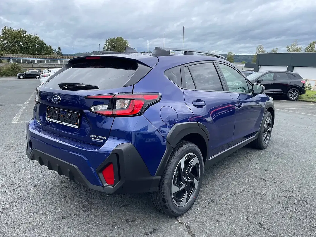 Subaru Crosstrek - Thumbnail 2