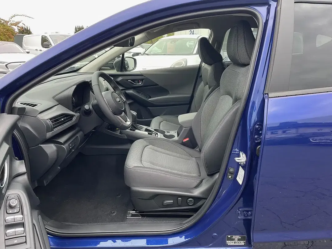 Subaru Crosstrek - Thumbnail 7