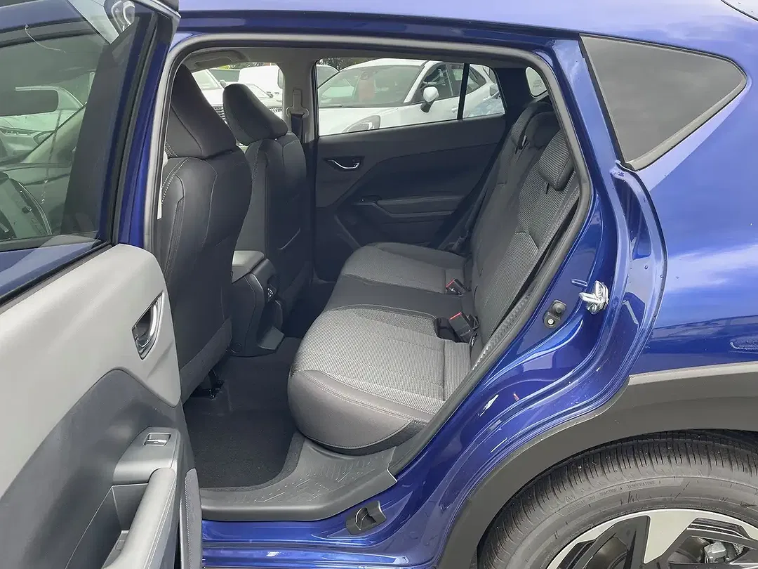 Subaru Crosstrek - Thumbnail 8