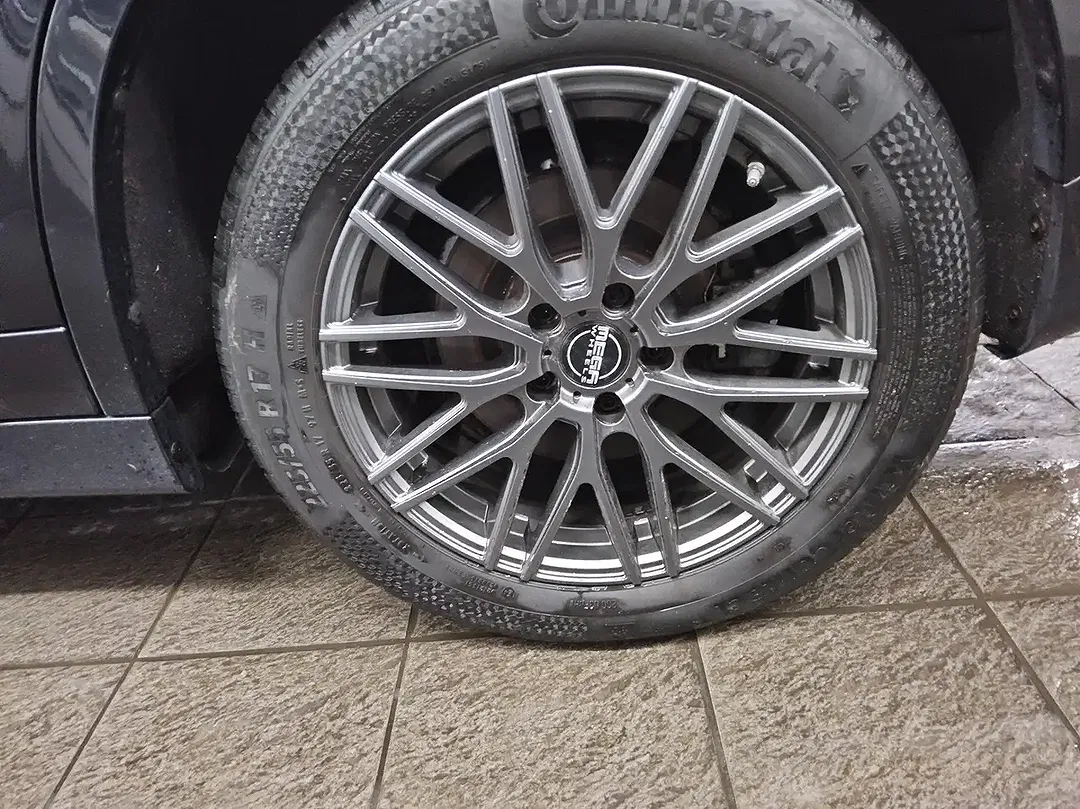 BMW X1 - Thumbnail 10