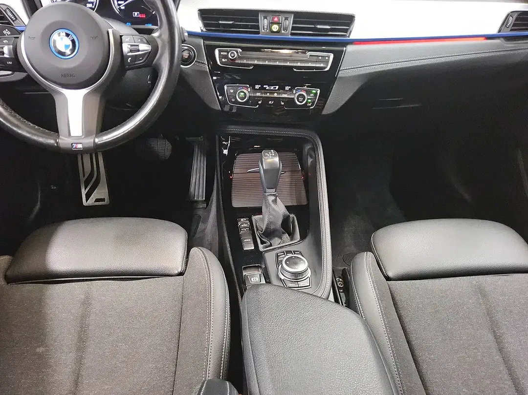 BMW X1 - Thumbnail 6