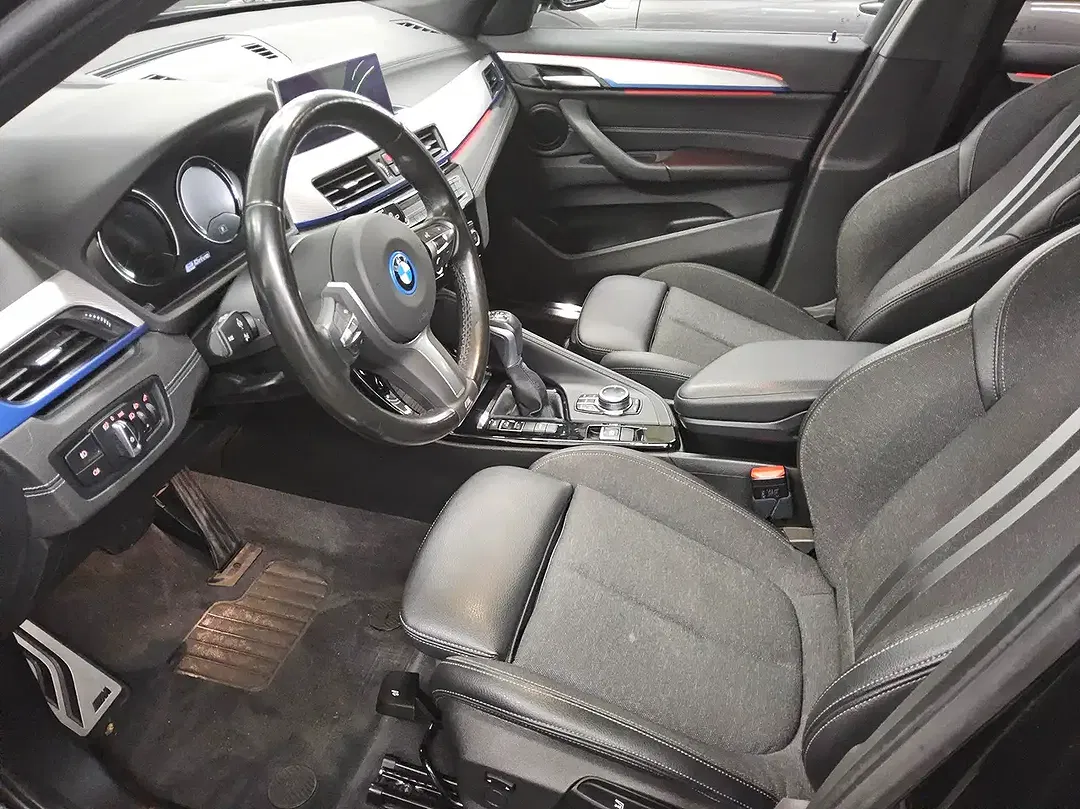 BMW X1 - Thumbnail 8