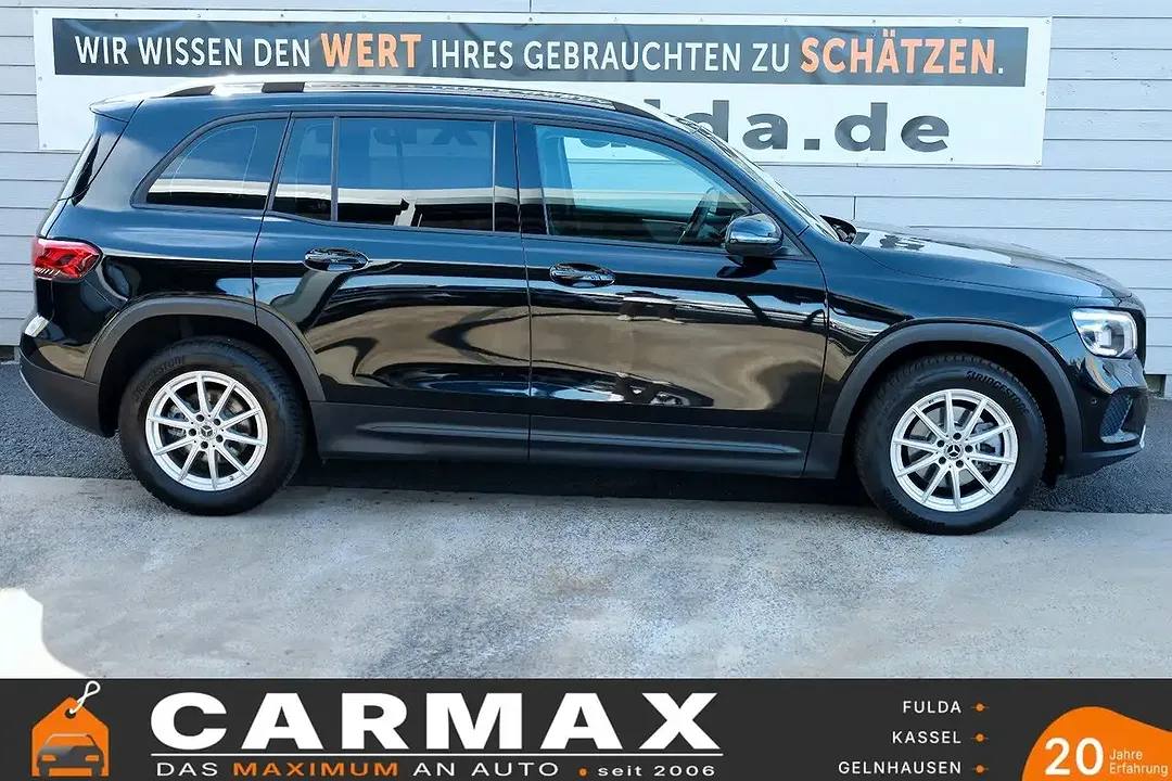 Mercedes-Benz GLB 200 - Thumbnail 13