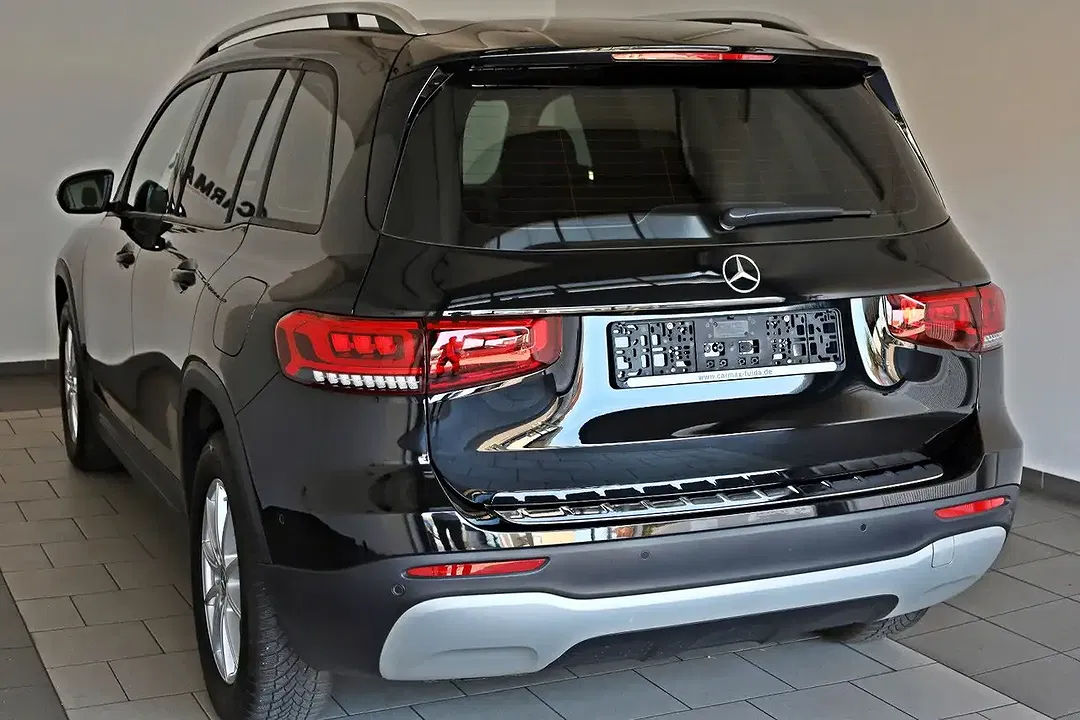 Mercedes-Benz GLB 200 - Thumbnail 8