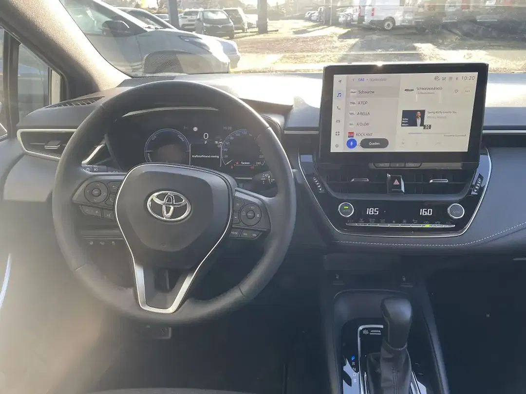 Toyota Corolla - Thumbnail 14