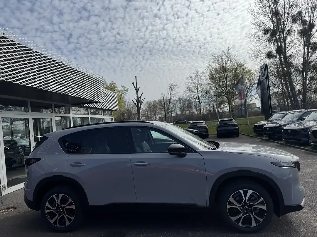 Mazda CX-5 - Thumbnail 4