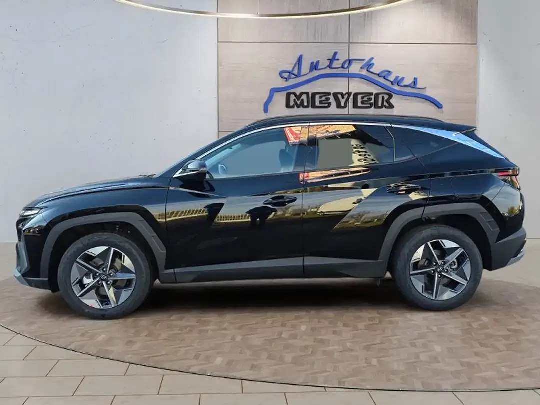 Hyundai TUCSON - Thumbnail 3