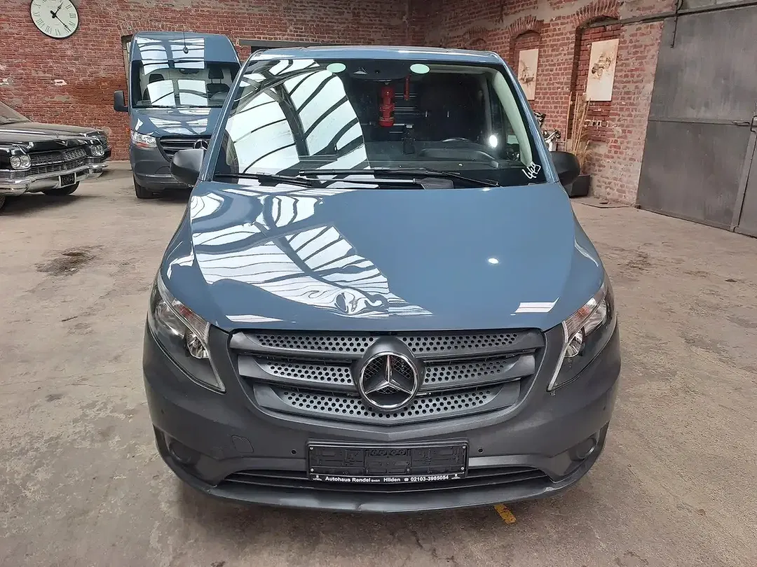 Mercedes-Benz Vito - Thumbnail 2