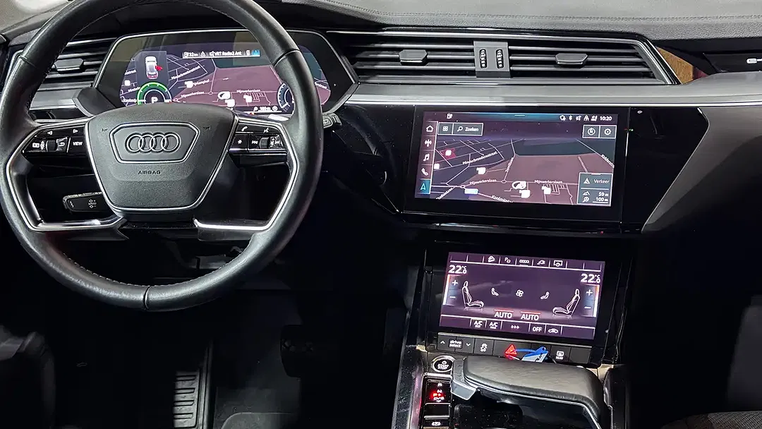 Audi e-tron - Thumbnail 8