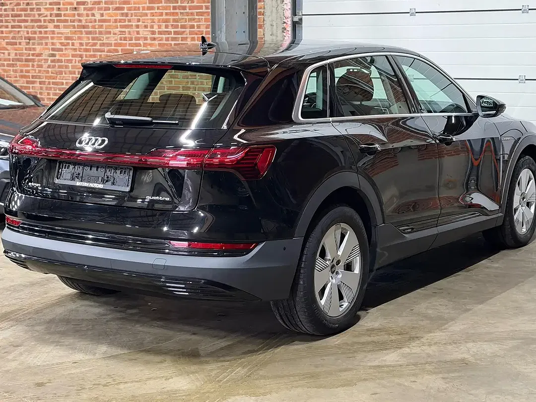Audi e-tron - Thumbnail 2