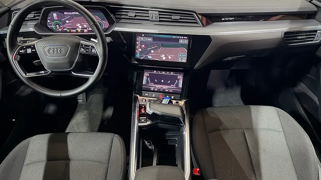 Audi e-tron - Thumbnail 3