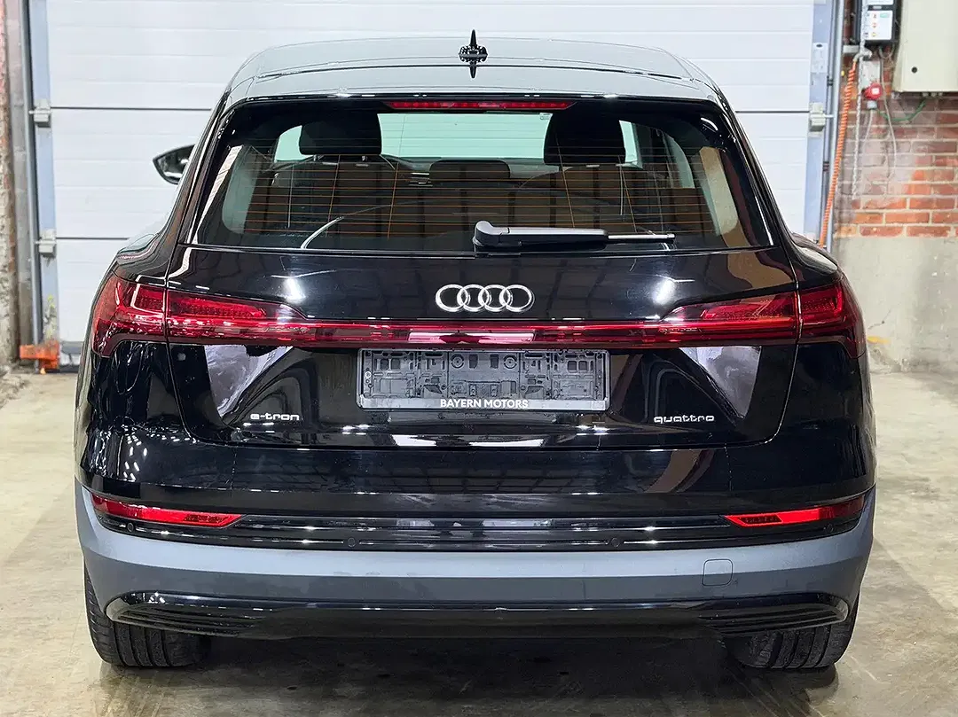 Audi e-tron - Thumbnail 5
