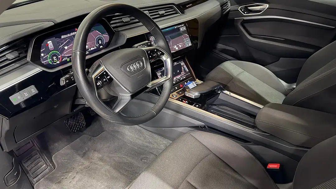 Audi e-tron - Thumbnail 6