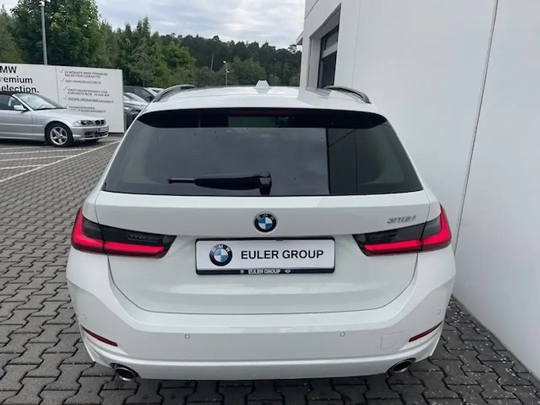 BMW 318 - Thumbnail 4