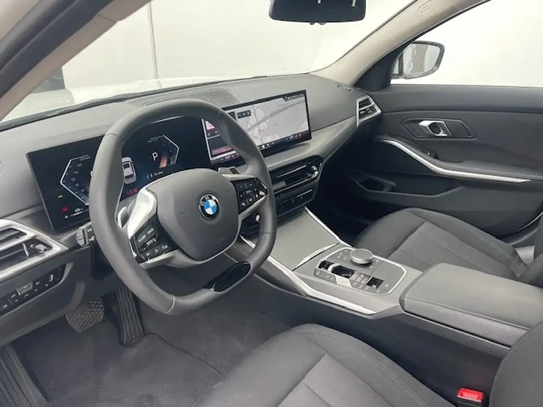 BMW 318 - Thumbnail 5