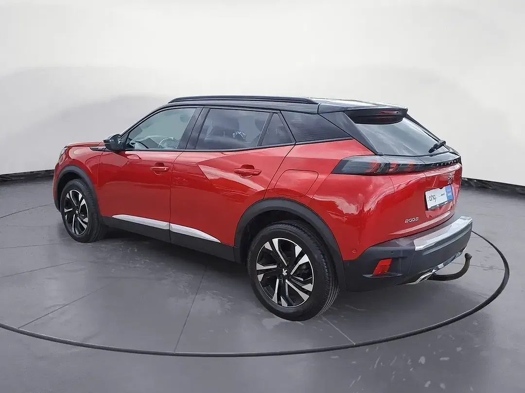 Peugeot 2008 - Thumbnail 3
