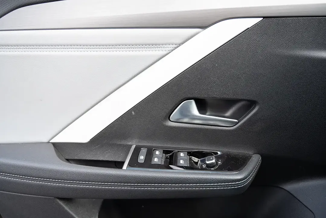 Opel Astra - Thumbnail 11