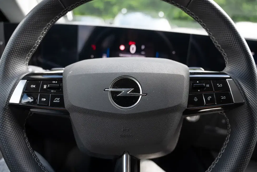 Opel Astra - Thumbnail 13