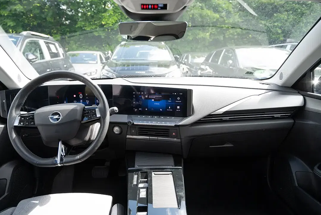 Opel Astra - Thumbnail 5