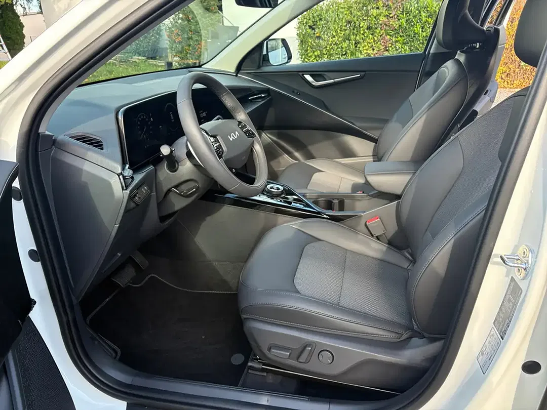 Kia Niro - Thumbnail 8