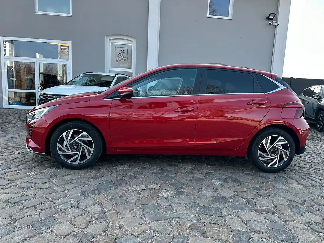 Hyundai i20 - Thumbnail 3