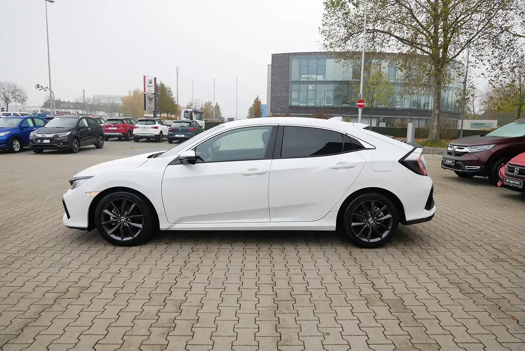Honda Civic - Thumbnail 6